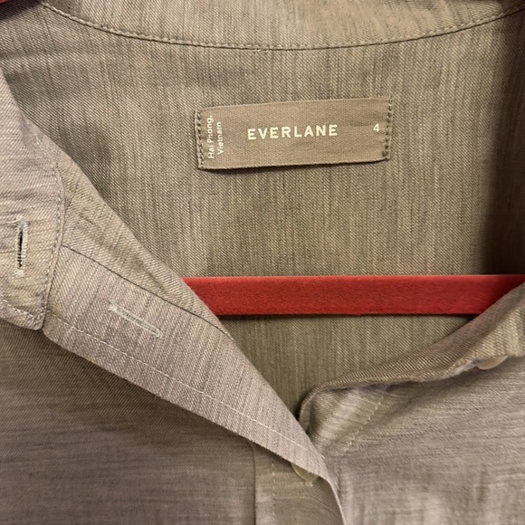 Everlane Cotton Button Down Size 4 - Picture 3 of 5